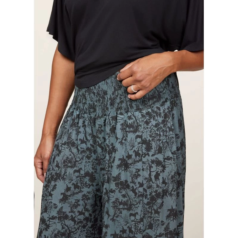 EQL Women's Soft Sweep Wide Leg Print Pant - Bluegrass Countryside - Image 5