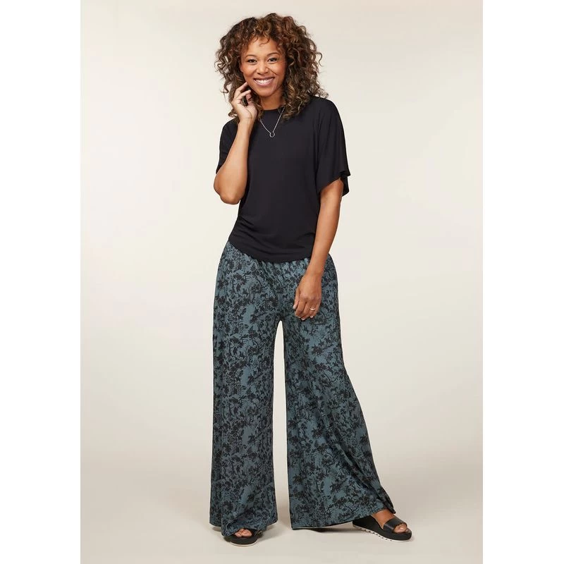 EQL Women's Soft Sweep Wide Leg Print Pant - Bluegrass Countryside - Image 6
